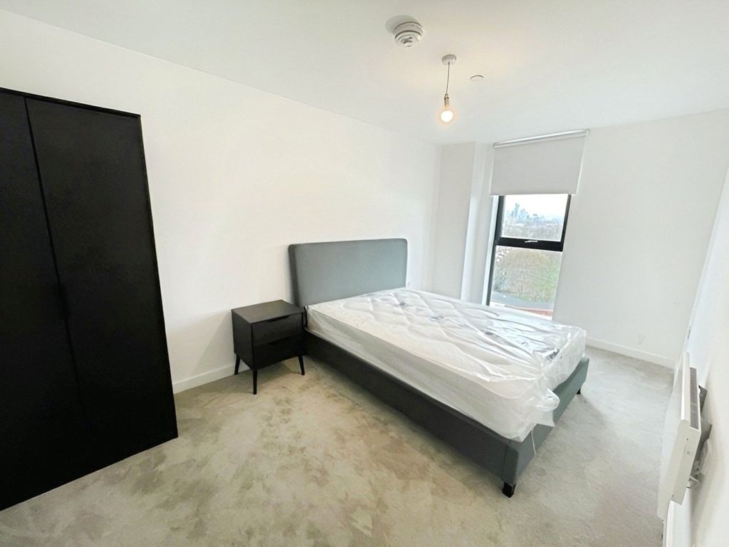 Property photo 3 of 5 Bedroom
