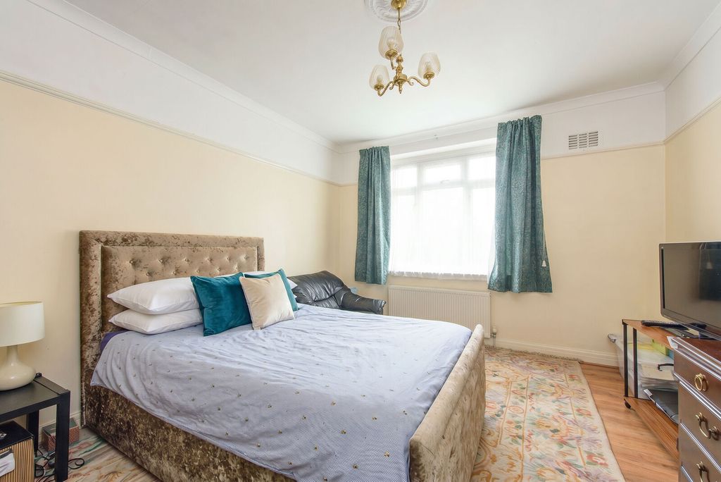 Property photo 1 of 7
