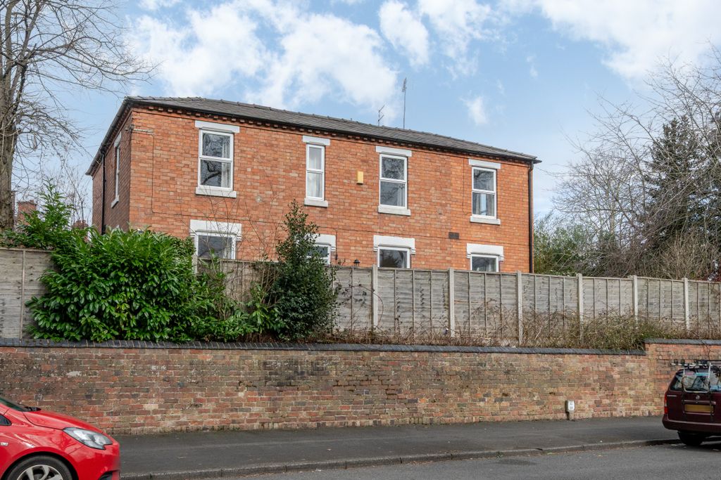 Property photo 1 of 18 1260494 (1)