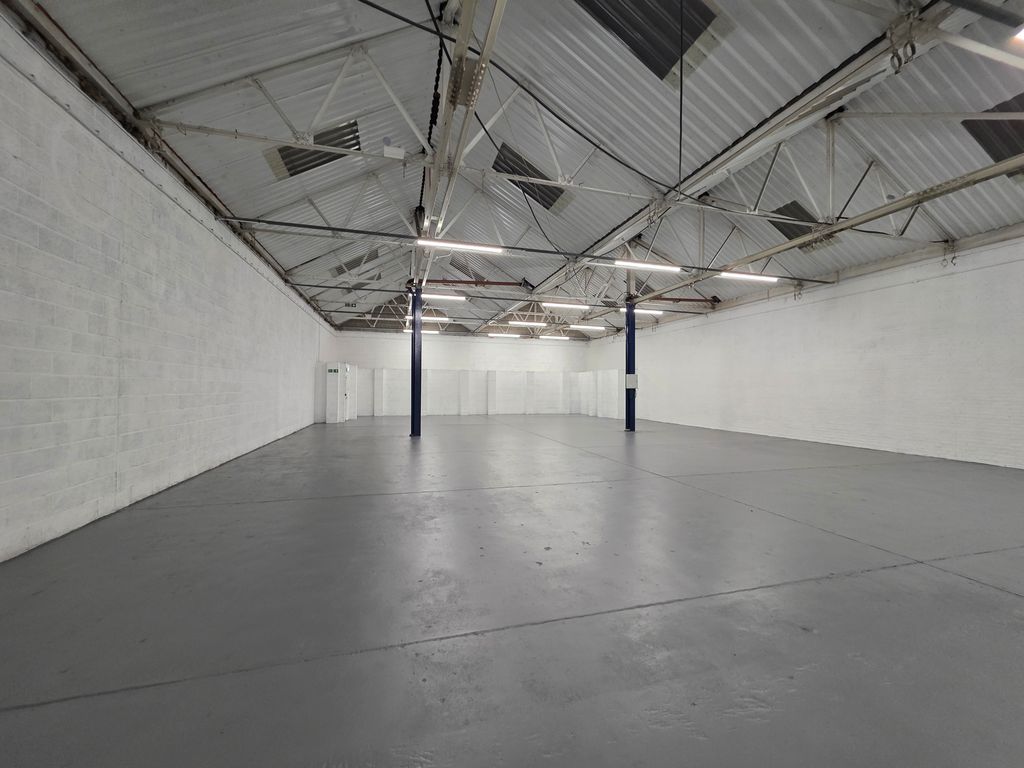 Property photo 2 of 6