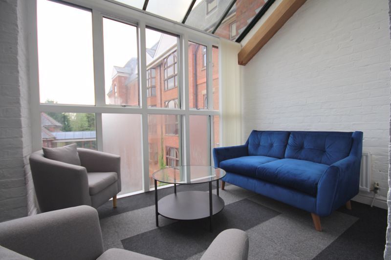 Property photo 2 of 13 Photo 14