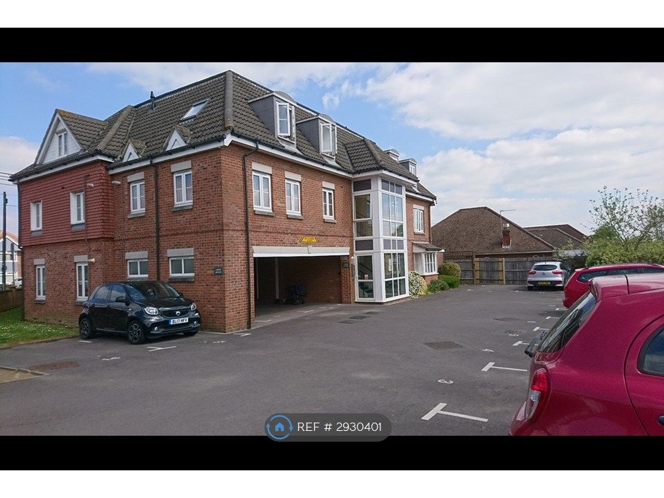 Property photo 1 of 12 Outside View