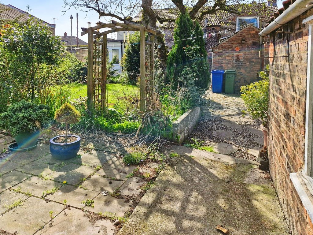 Property photo 3 of 18