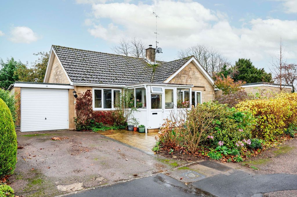 Property photo 1 of 22 Front