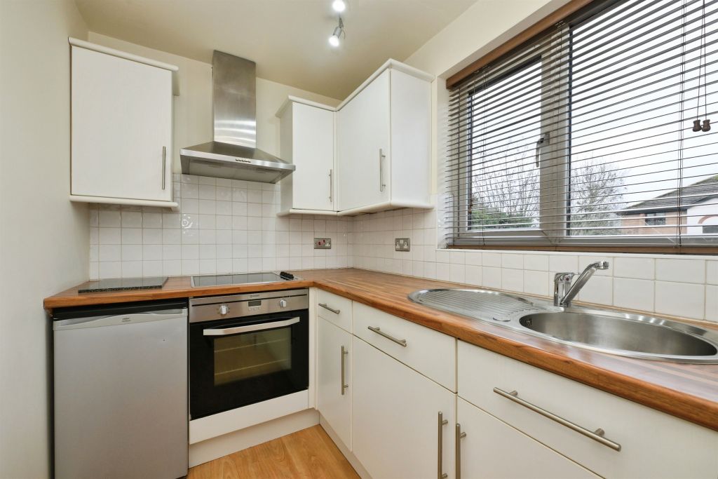 Property photo 3 of 14