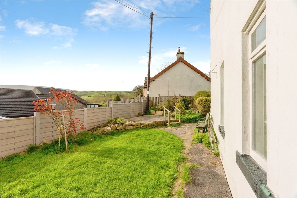 Property photo 3 of 20 Picture No. 16