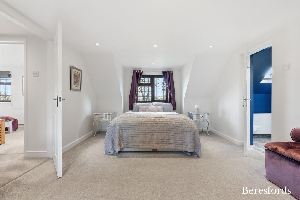 Additional image 13 of 3 bed detached house for saleHillhouse Drive, Billericay CM12