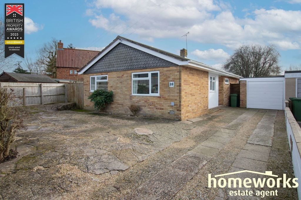 Property photo 2 of 17