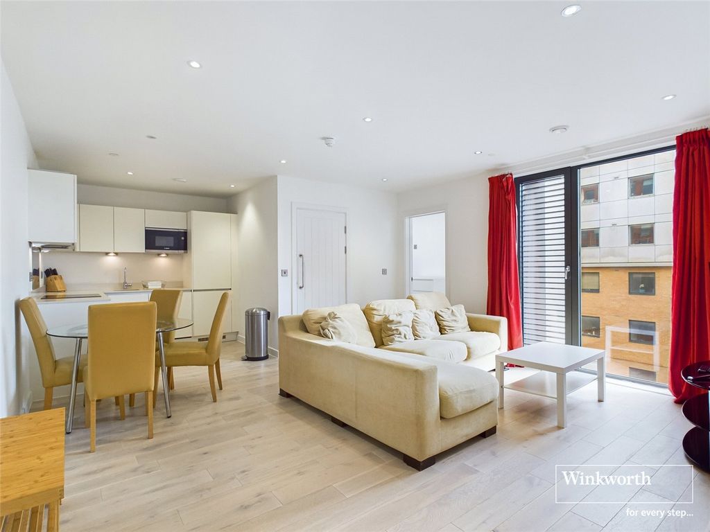 Property photo 3 of 10 Picture No. 21