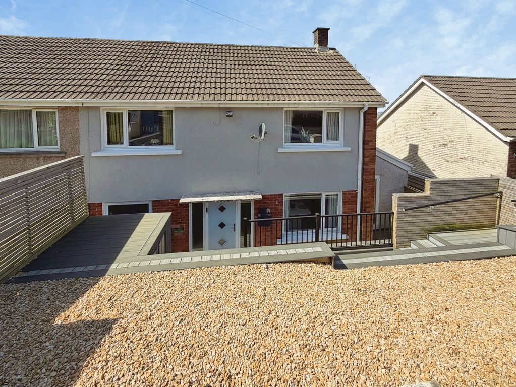 Property photo 1 of 21