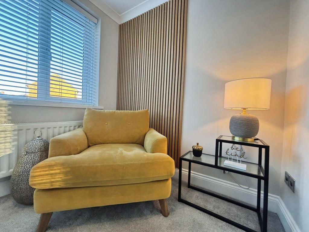 Property photo 3 of 39 4796518