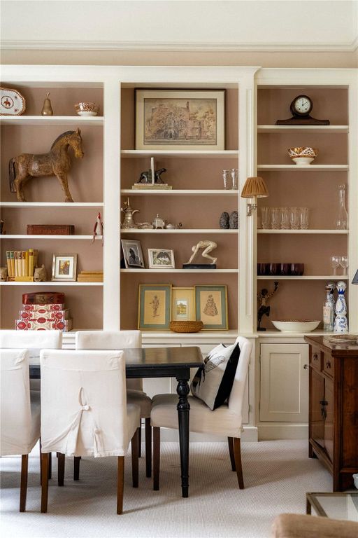 Property photo 3 of 20 Dining Area