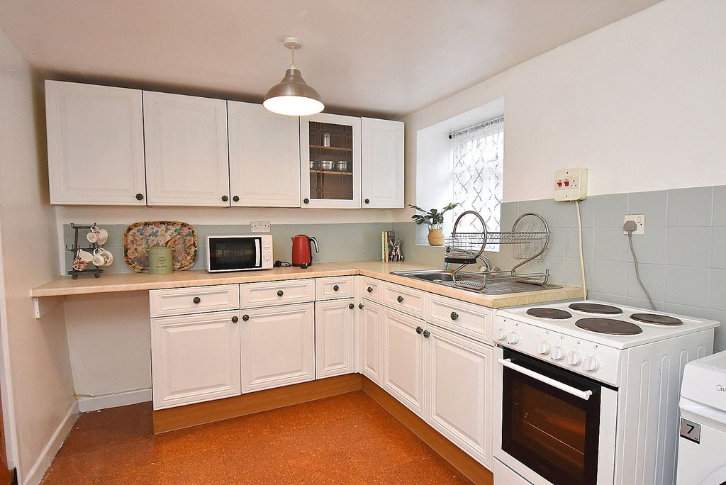 Property photo 3 of 12 Picture No. 03