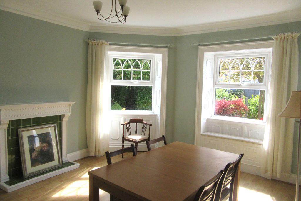 Property photo 2 of 23