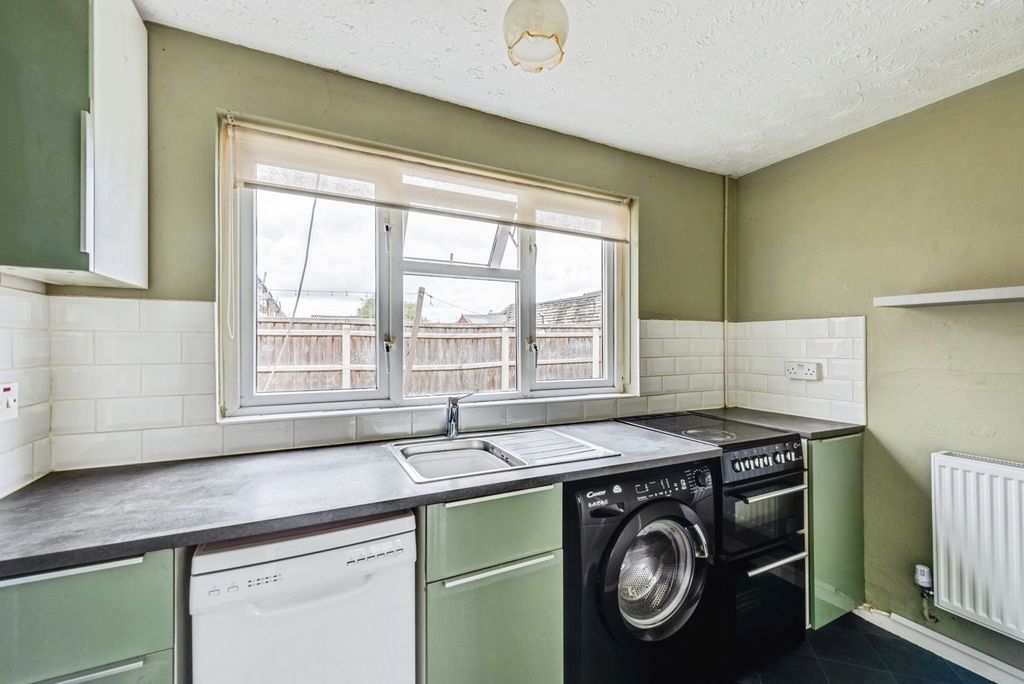 Property photo 2 of 15 Pbox-Img.Jpg