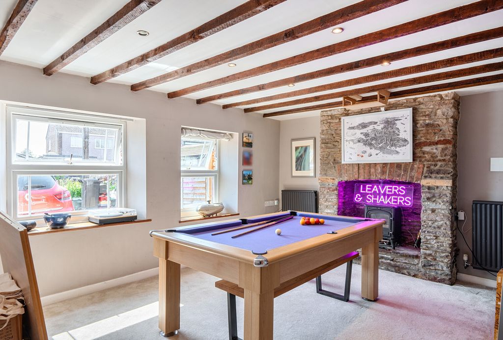 Property photo 3 of 23 1480301-15-6A3A5d...