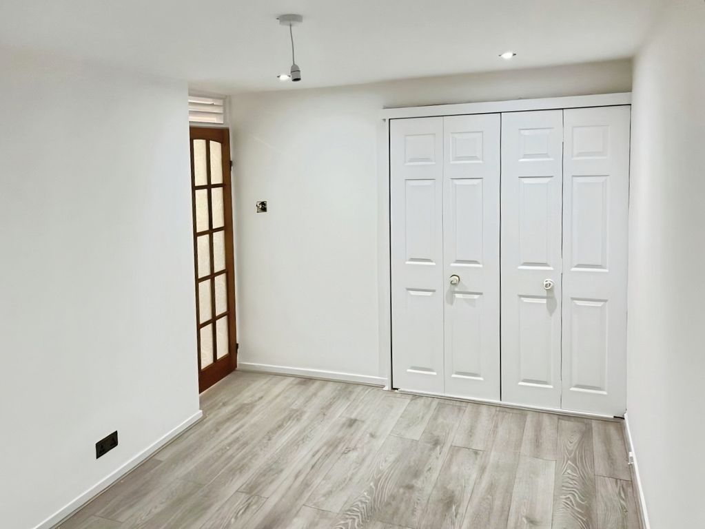 Property photo 2 of 8 c2B46642-86 20 283 29.Jpeg