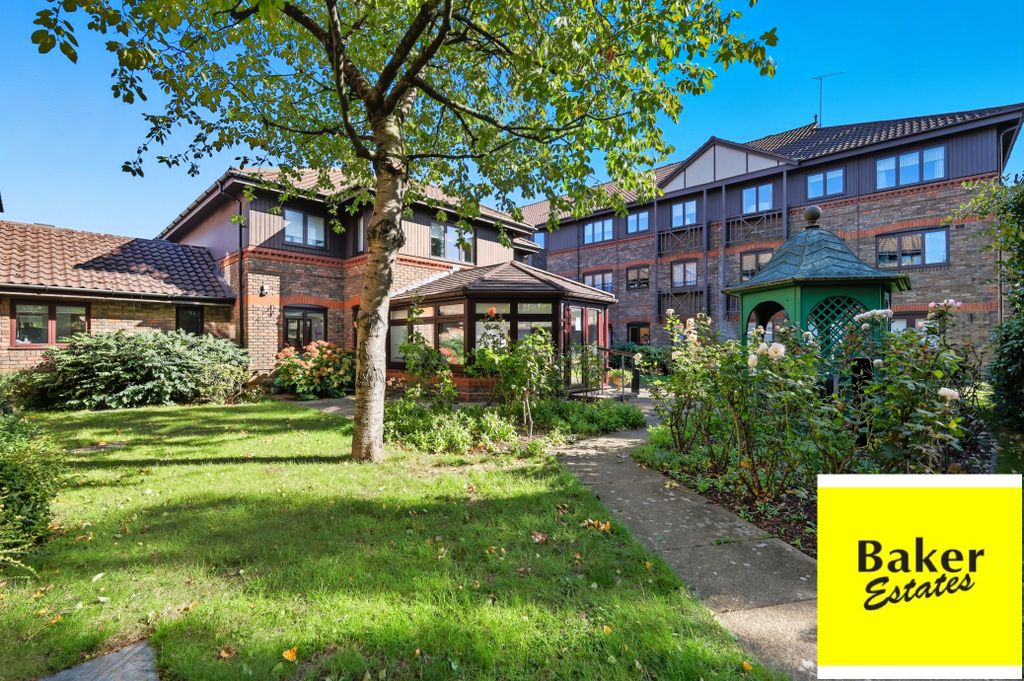 Property photo 2 of 15