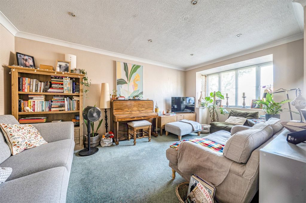 Property photo 3 of 19 Picture No. 37