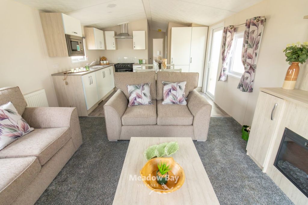 Property photo 3 of 11 923A1581 Enhanced Nr.Jpg