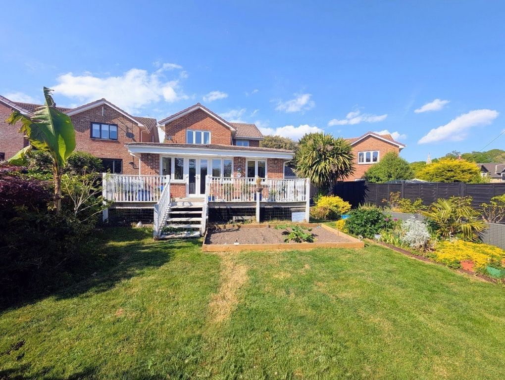 Property photo 1 of 36