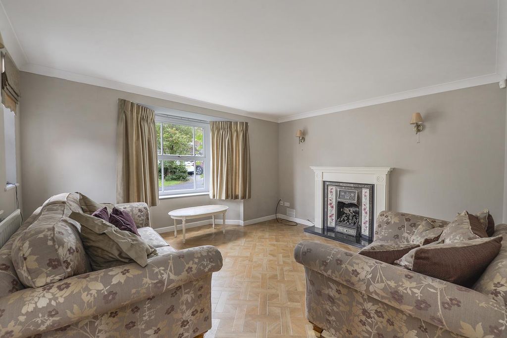 Property photo 3 of 15 Living Room