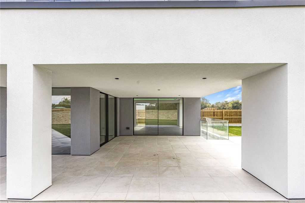 Additional image 43 of 6 bed detached house to rentRosebury Close, Goffs Oak, Waltham Cross, Hertfordshire EN7