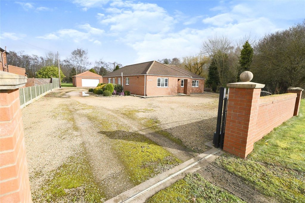 Property photo 1 of 15 Photography