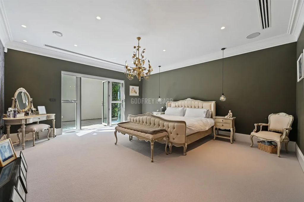 Additional image 12 of 3 bed flat to rentBushey Heath, Bushey WD23