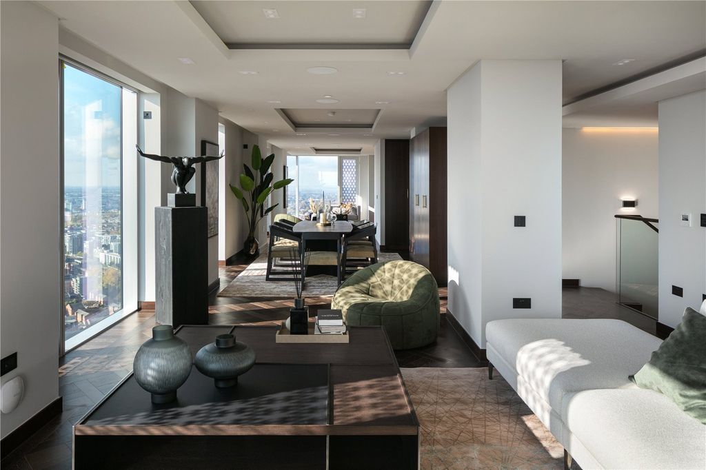 Property photo 2 of 29 Living Room