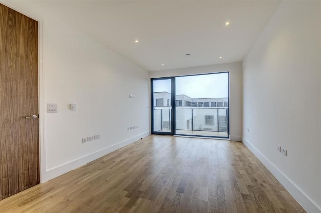 Property photo 3 of 9 3.Jpg