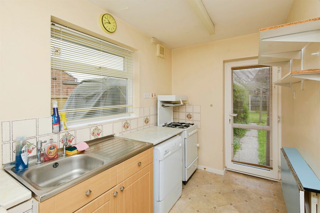 Property photo 2 of 20