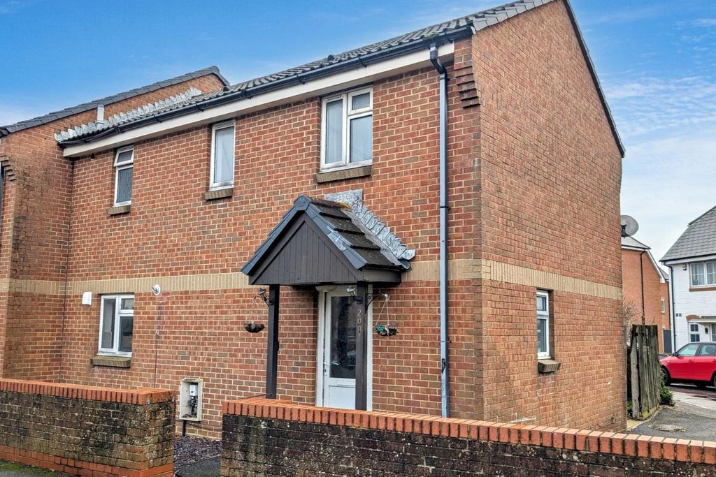 Property photo 1 of 26 208 Windham Road, Bournemouth, Dorset Bh1 4Qx