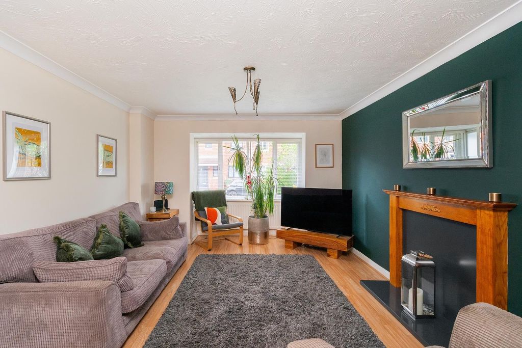 Property photo 1 of 32 3P3Meg - Living Room B.Jpg