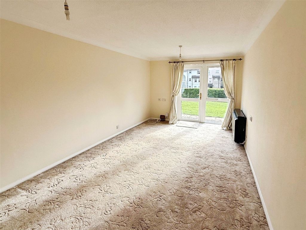 Property photo 3 of 12 Picture No. 06