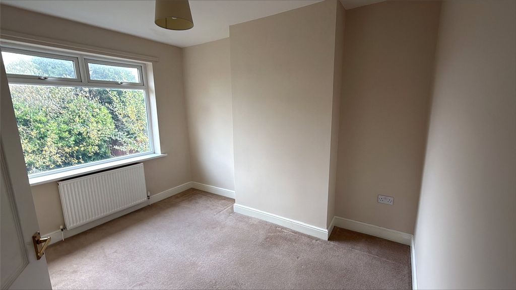 Property photo 3 of 6 Picture No. 04
