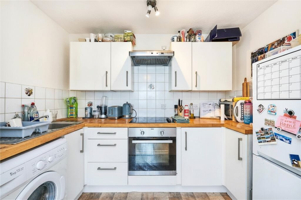 Property photo 2 of 6