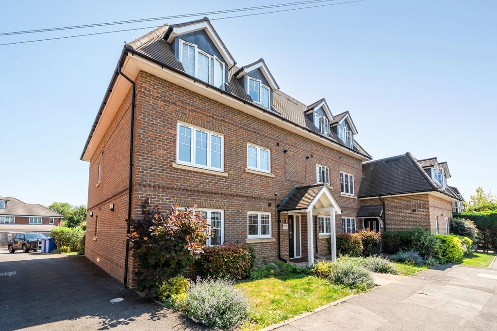 Property photo 1 of 17 1164670 (17)