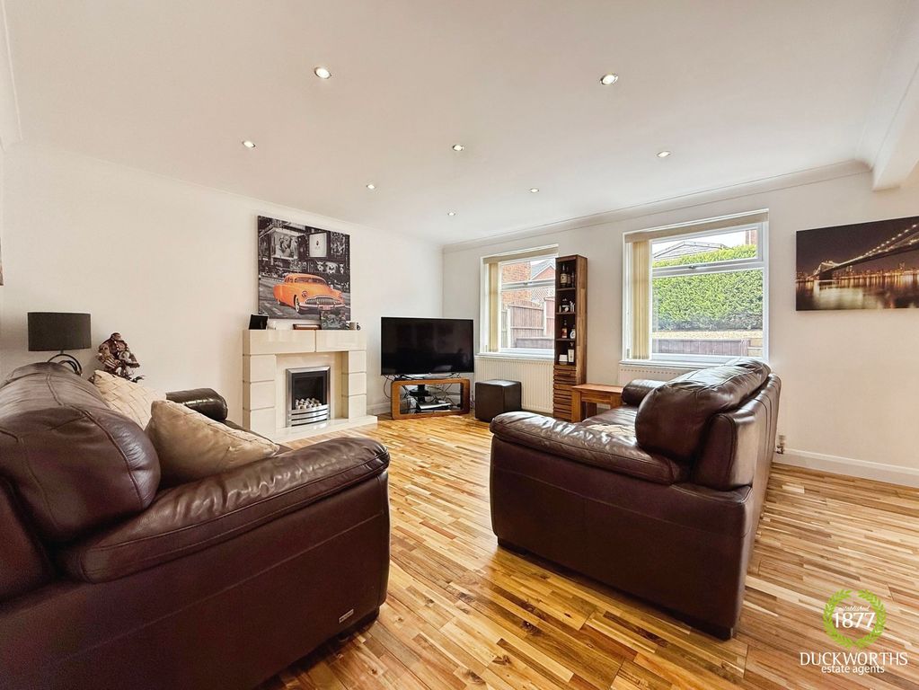 Property photo 3 of 47