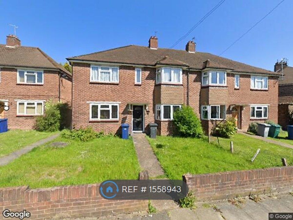 Property photo 2 of 12