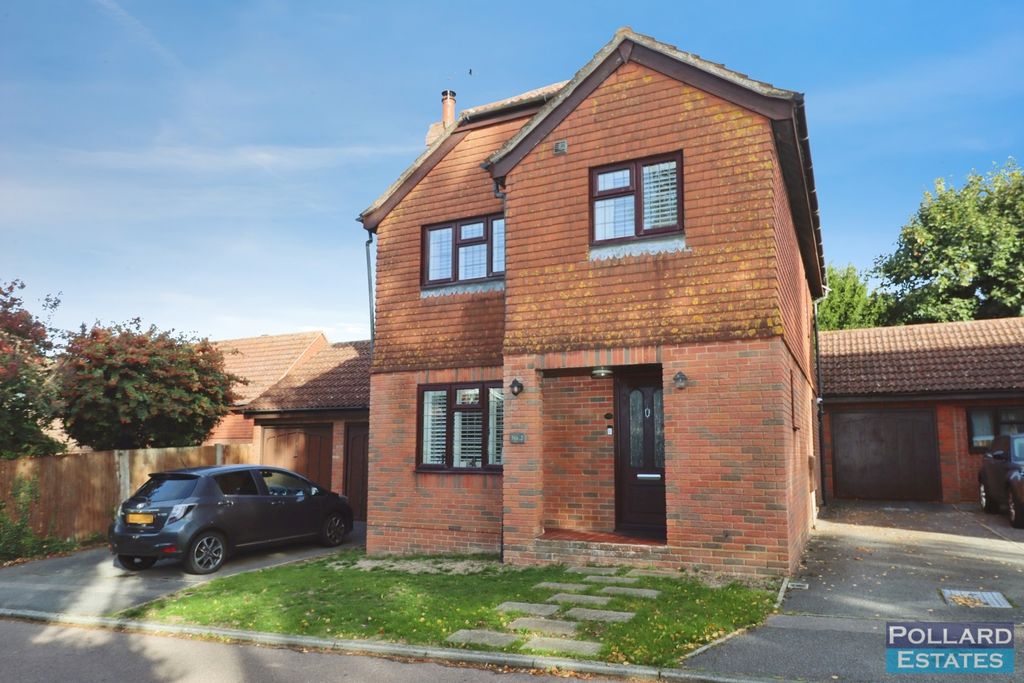 Property photo 1 of 19 Pbox-Img.Jpg