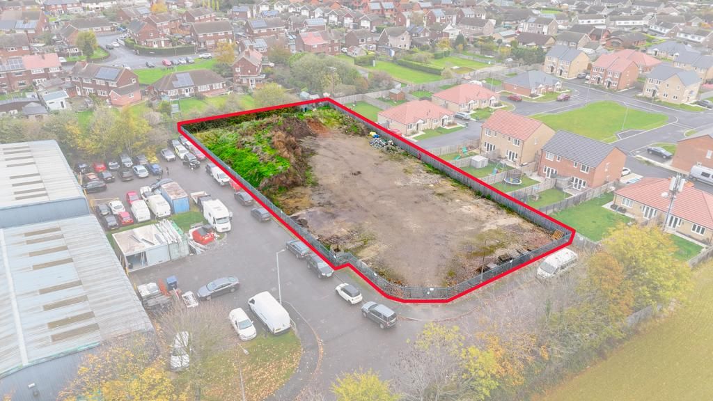 Property photo 1 of 3 Photo 5