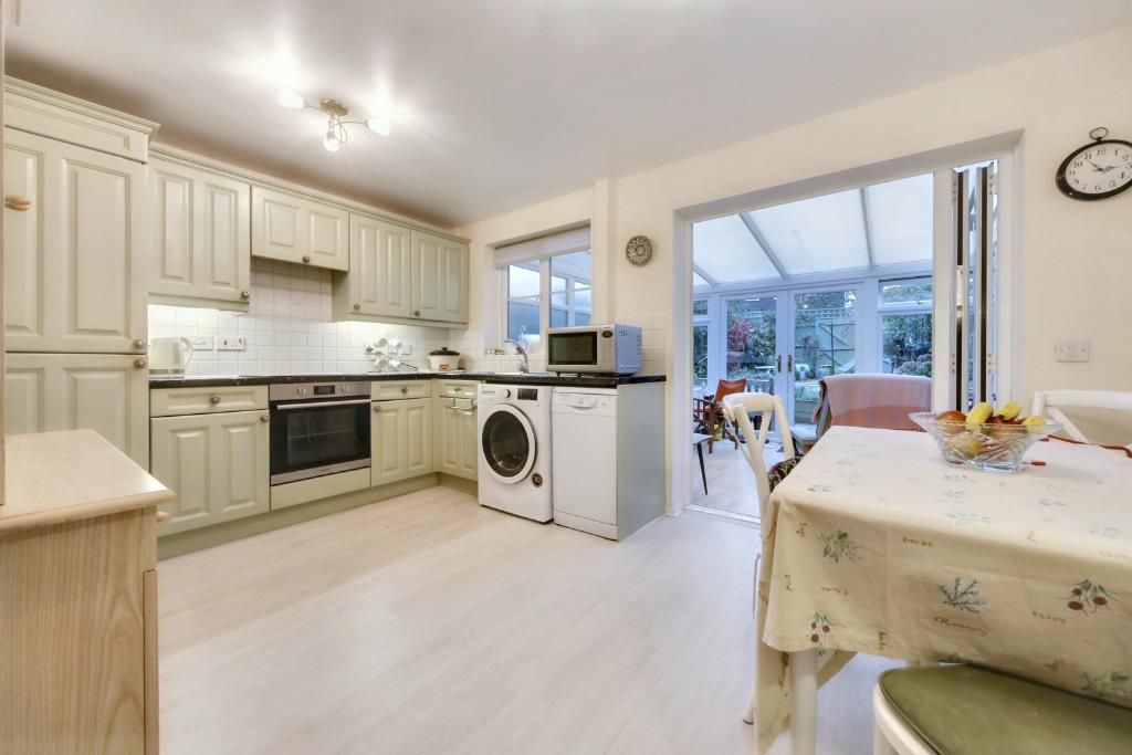 Property photo 2 of 10 Kitchen Diner (Portal Size).Jpg