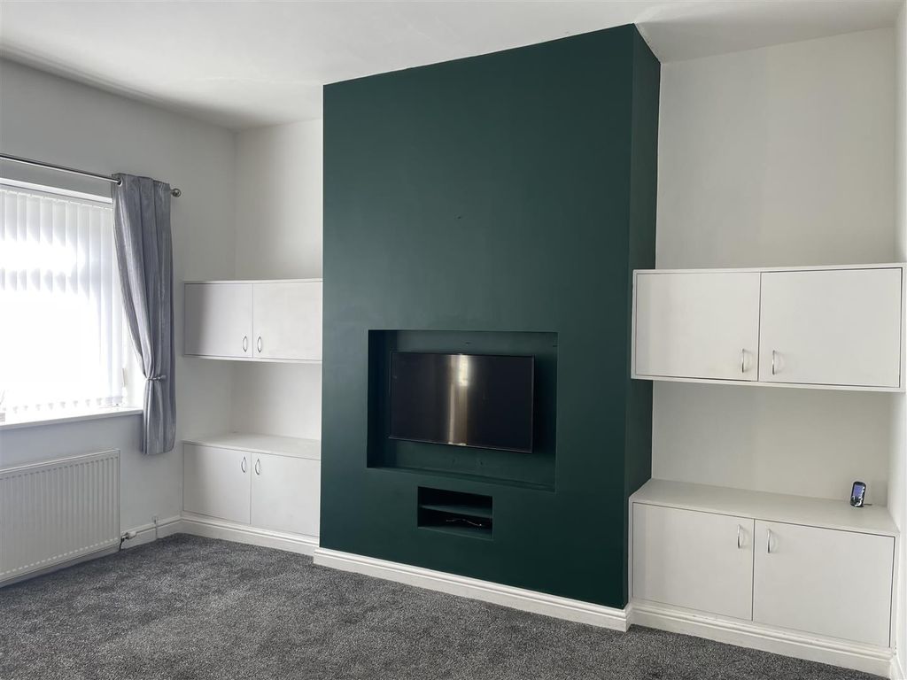 Property photo 2 of 11 Img_5239.Jpg