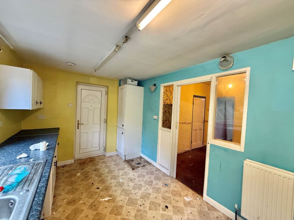 Property photo 3 of 10 Image 3