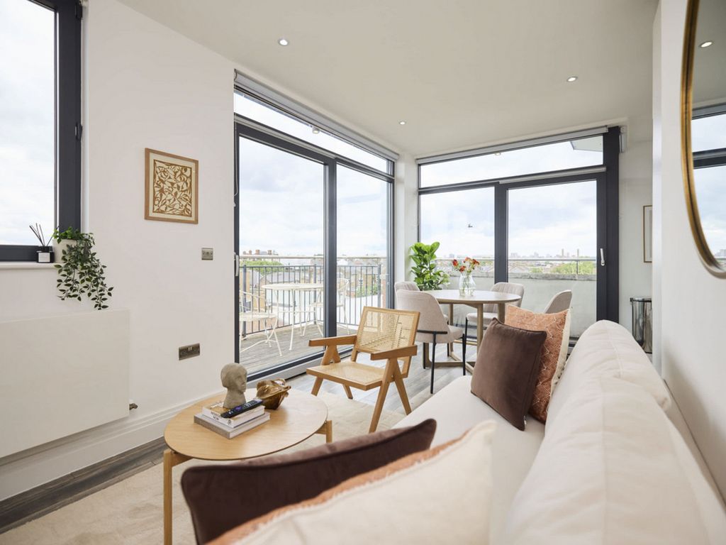 Property photo 1 of 23