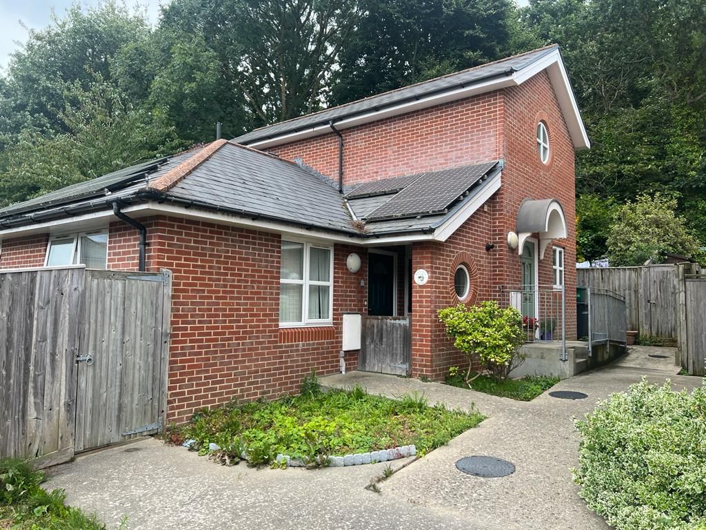 Property photo 1 of 7