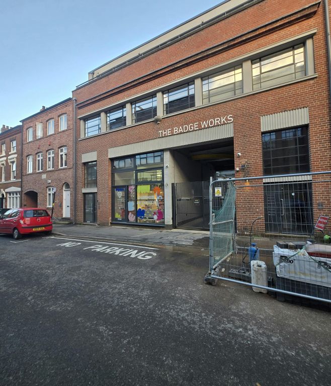 Property photo 2 of 18 E1.Jpg