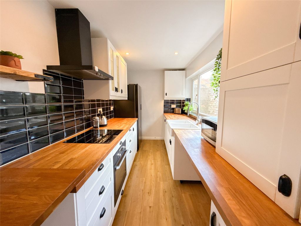 Property photo 1 of 28 Kitchen