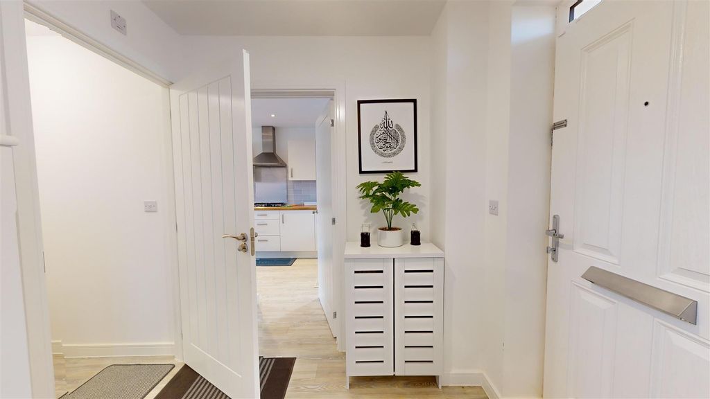 Property photo 2 of 15 2-Heaton-Road-02192024_141644.Jpg
